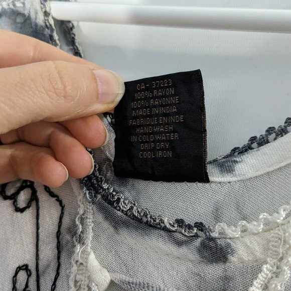 Embroidered Tie Dye Cover Up Grey White Size One Size - Picture 5 of 7